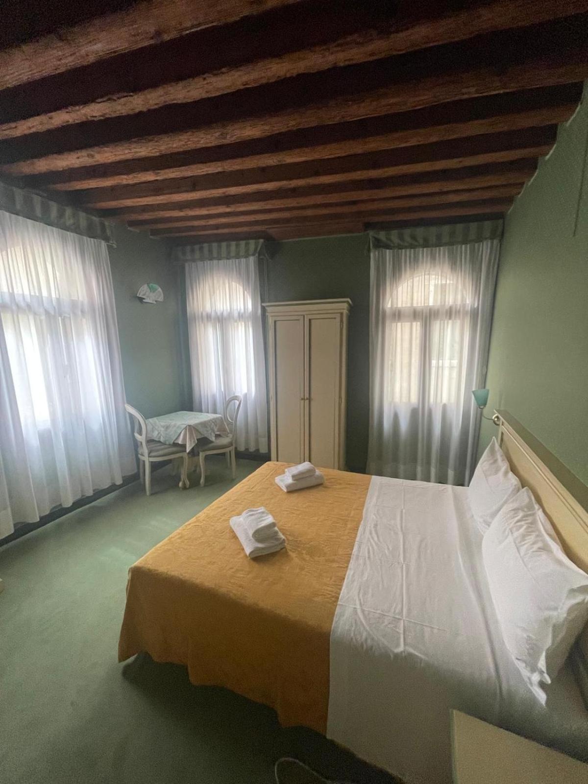 Locanda Ruga Rialto Венеция Экстерьер фото